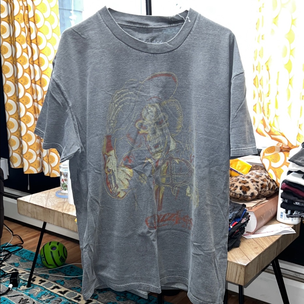 Ozzy Graphic Gray Vintage Feel T-Shirt